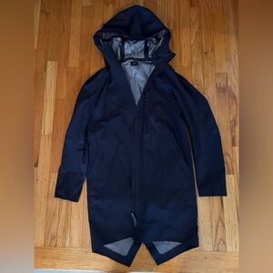 EUC Lululemon Rain Haven jacket coat size 2 midnight navy blue